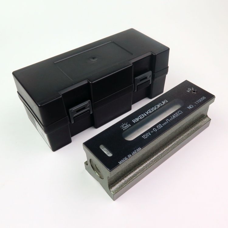 riken日本進口理研水平儀RFL-AA1502精密水準(zhǔn)儀扁平型 A 級 AA